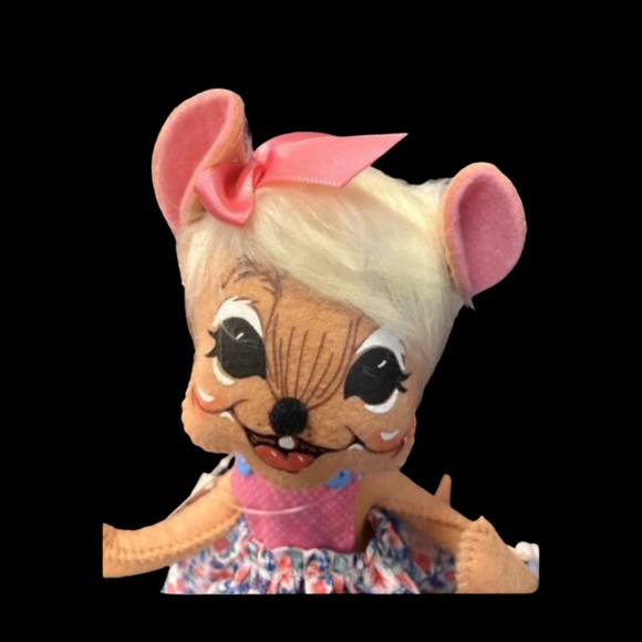 Annalee Doll - Spring Mouse - 2016 - Picture 3 of 3